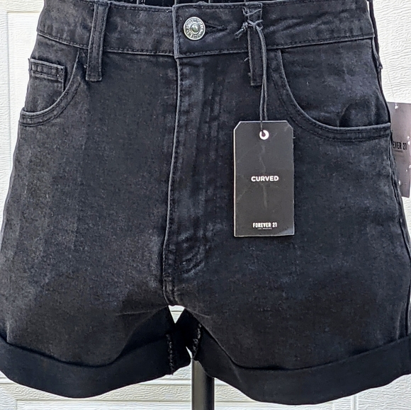 Curvy Denim Shorts - Picture 1 of 5